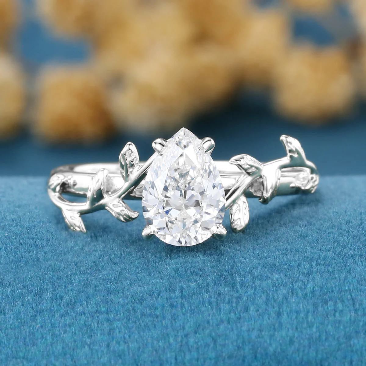 Pear cut Lab-Grown Diamond Leaf Rose Gold Engagement Ring - Image 7