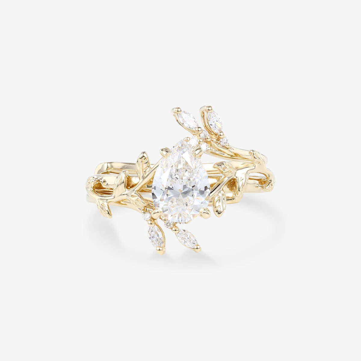 Pear cut Lab-Grown Diamond Leaf design Wedding Bridal set