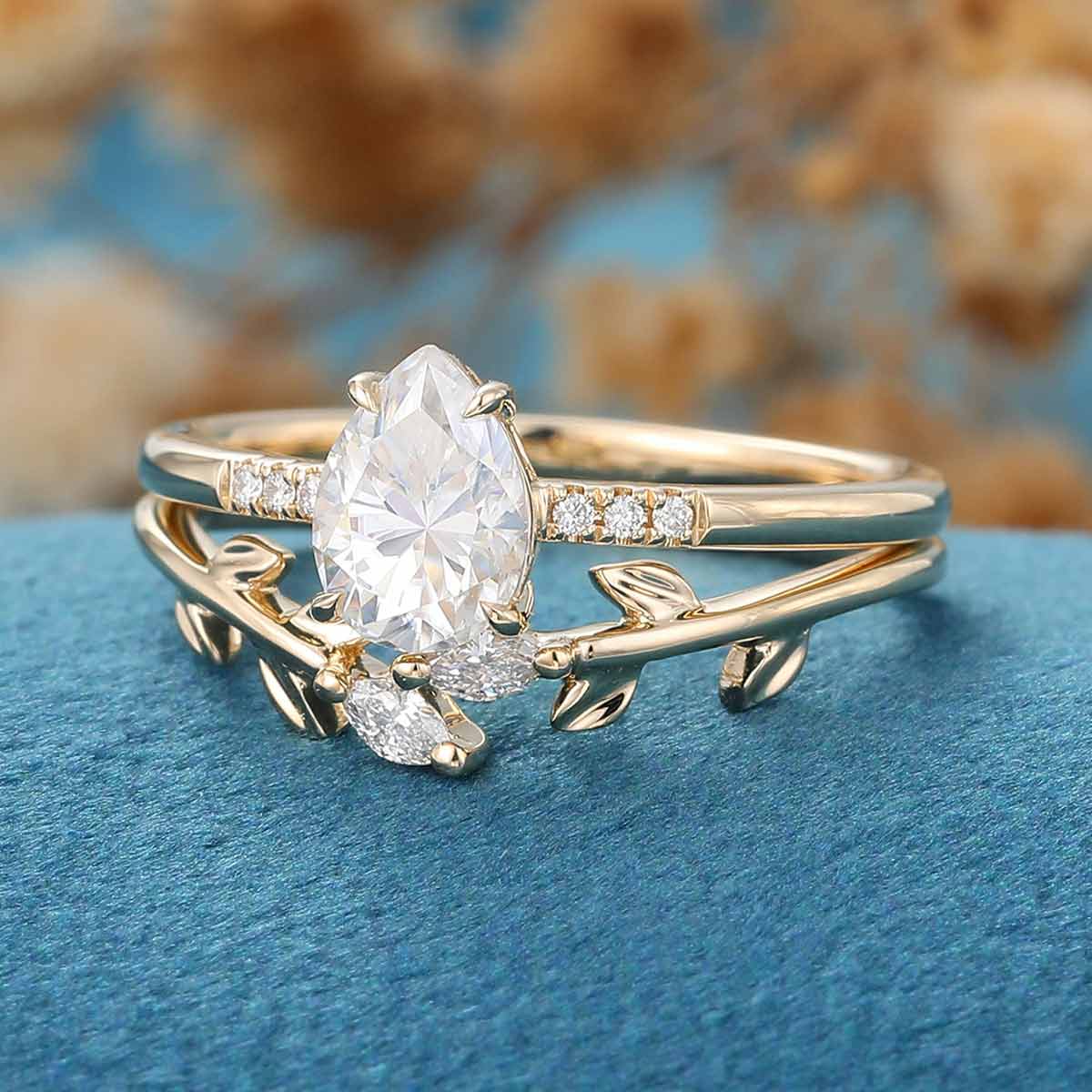 Pear Cut Moissanite Engagement ring Bridal Set - Image 4