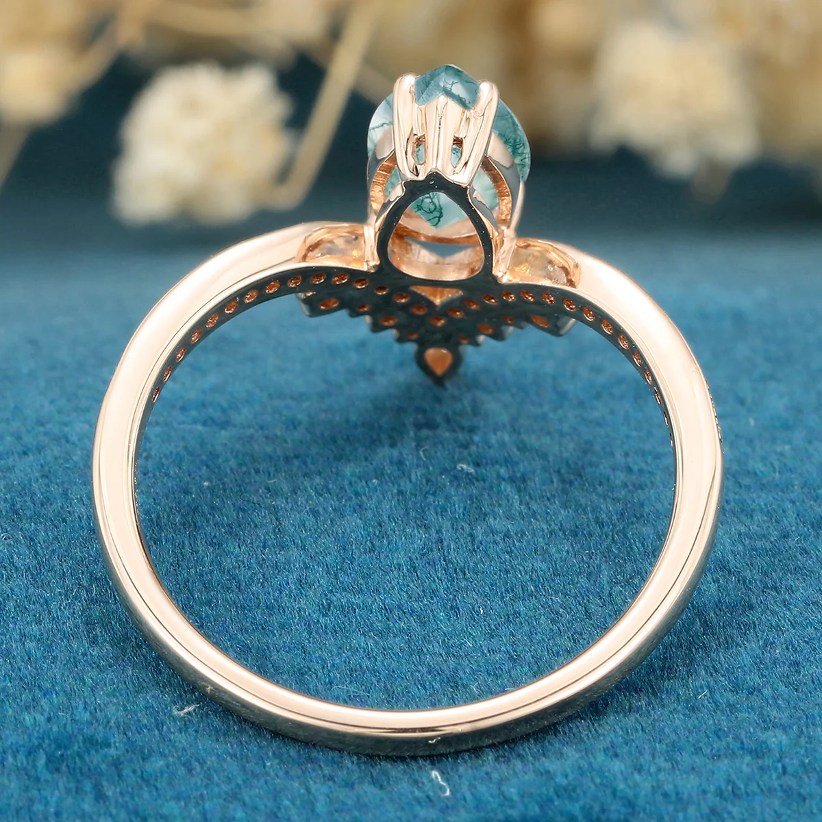 Pear cut Moss Agate Halo Gold Engagement ring - Image 6