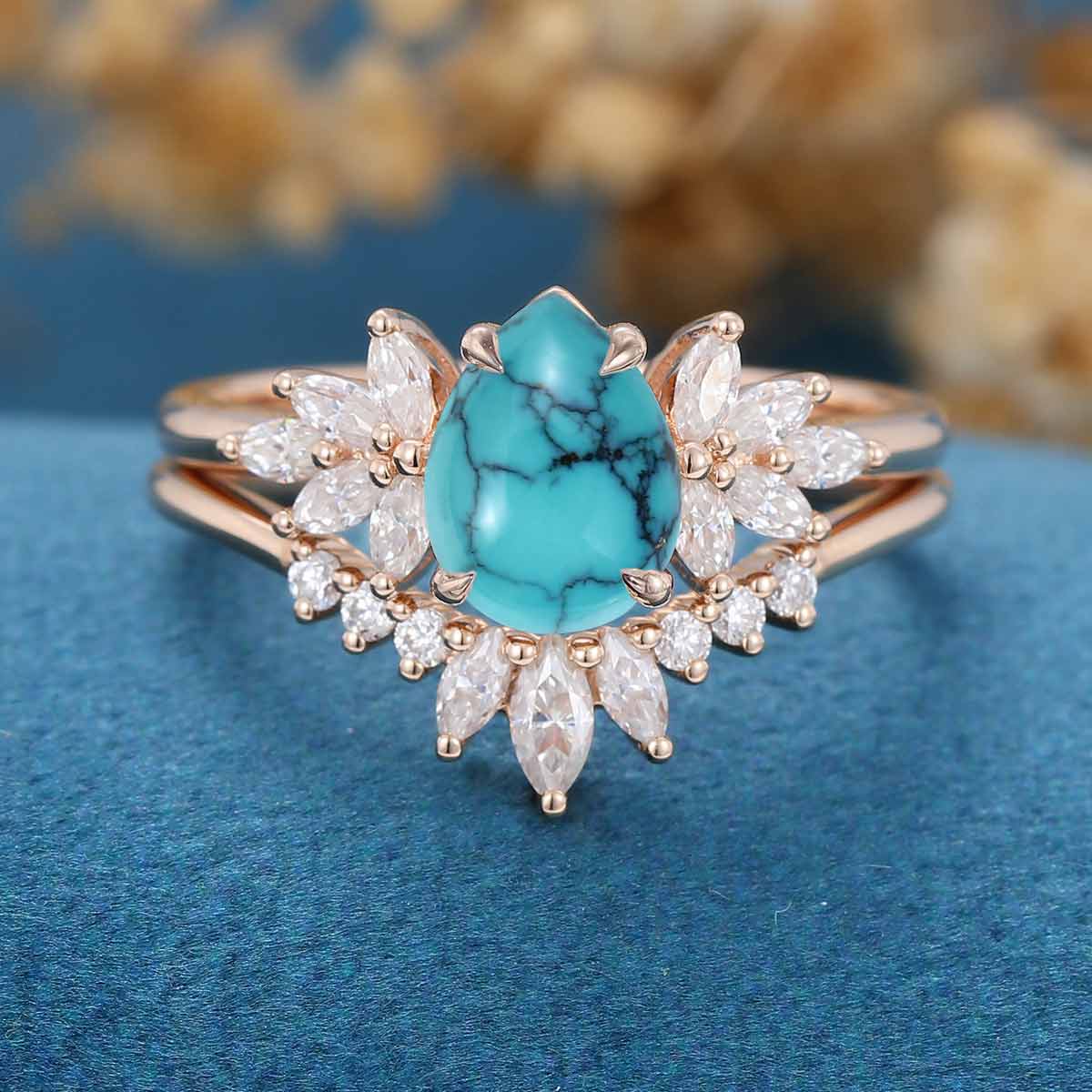 Pear cut Turquoise Cluster Engagement ring Bridal Set - Image 3