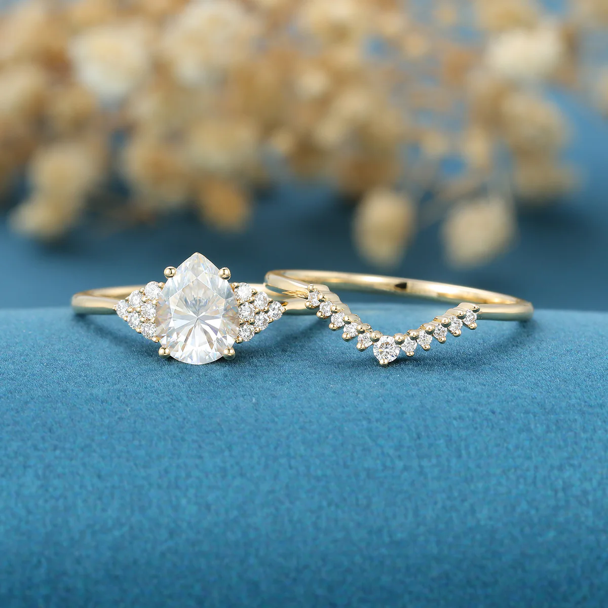 1.2 Carat Vintage Pear shaped Moissanite Engagement ring Bridal Set - Image 4