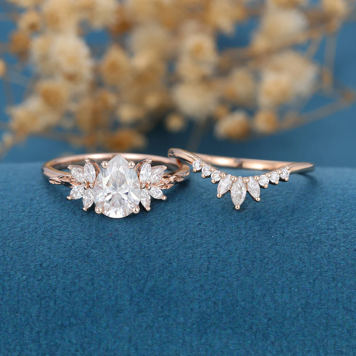 Pear cut Moissanite Cluster Engagement ring Bridal Set - Image 4