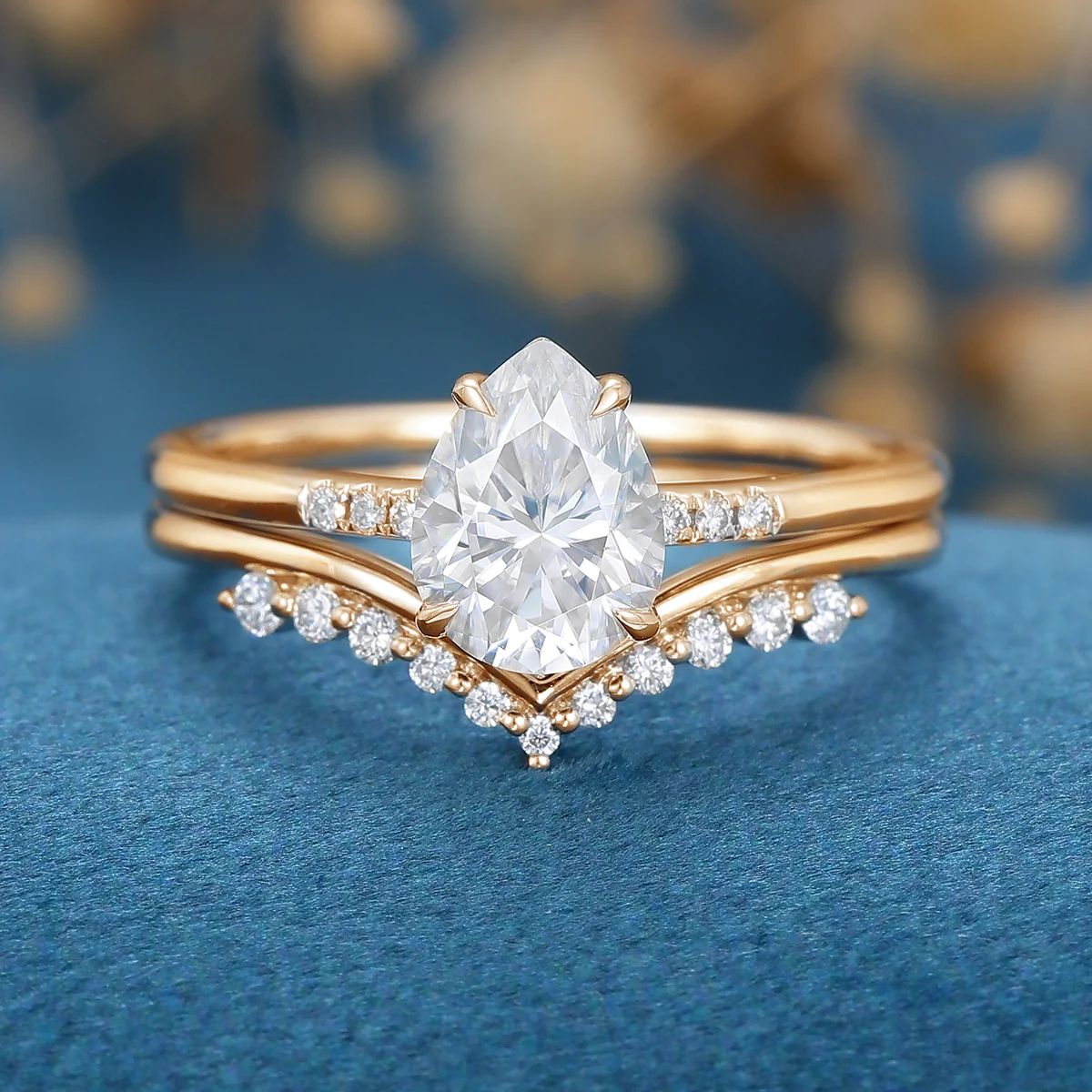 Pear cut Moissanite Cluster Engagement ring Bridal Set - Image 7