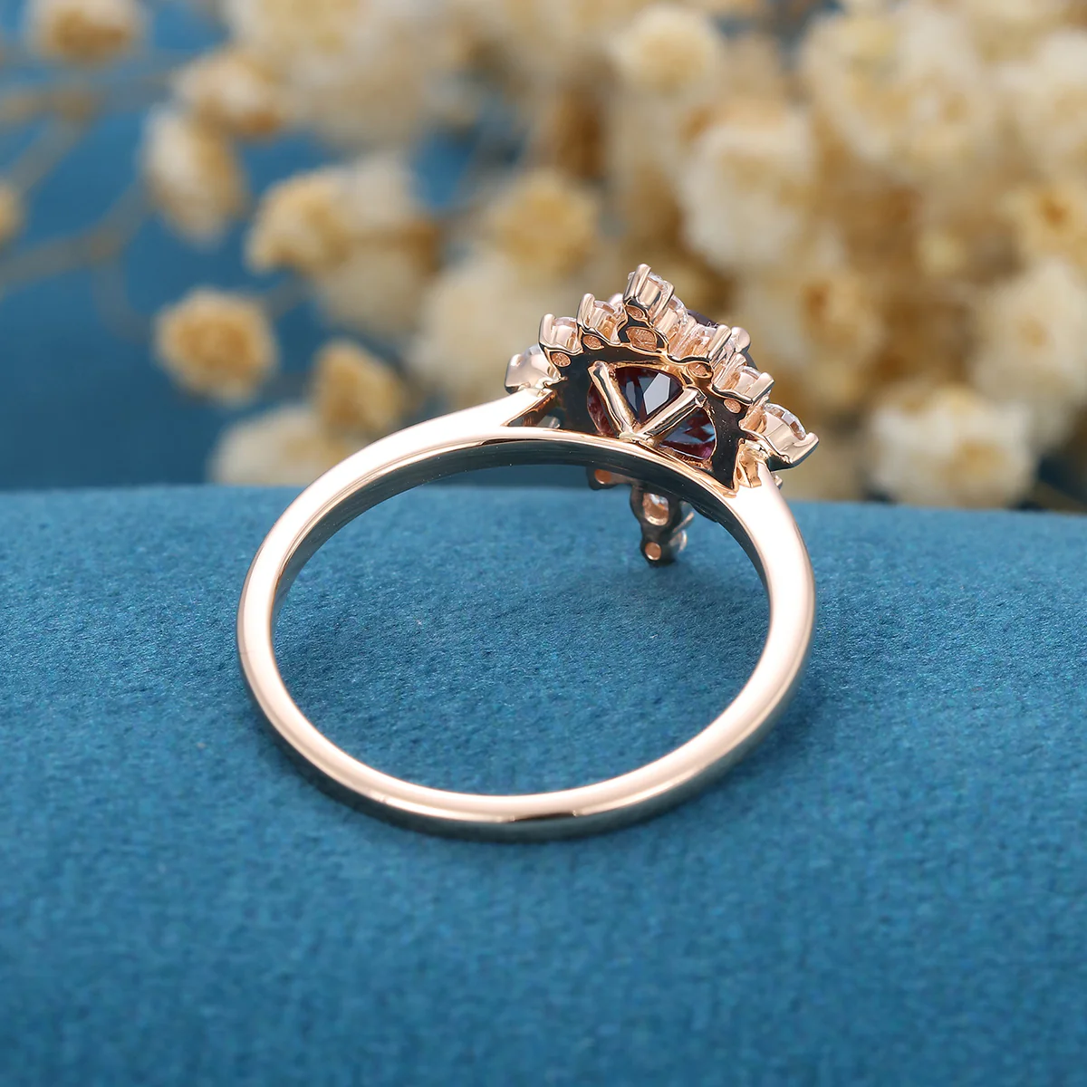 Round cut Alexandrite Halo Diamond Engagement ring - Image 5