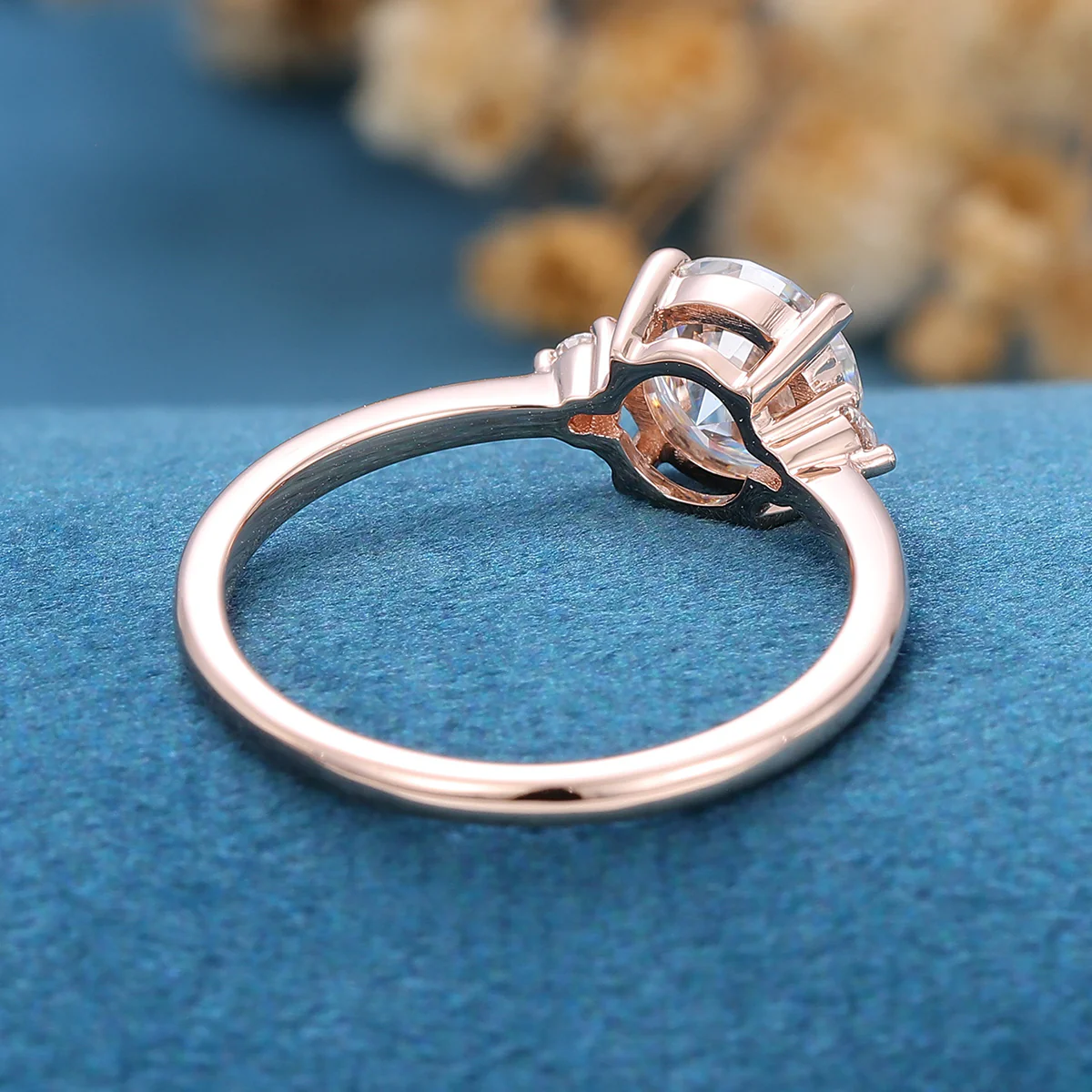 1Carat Round cut Moissanite Engagement ring - Image 5