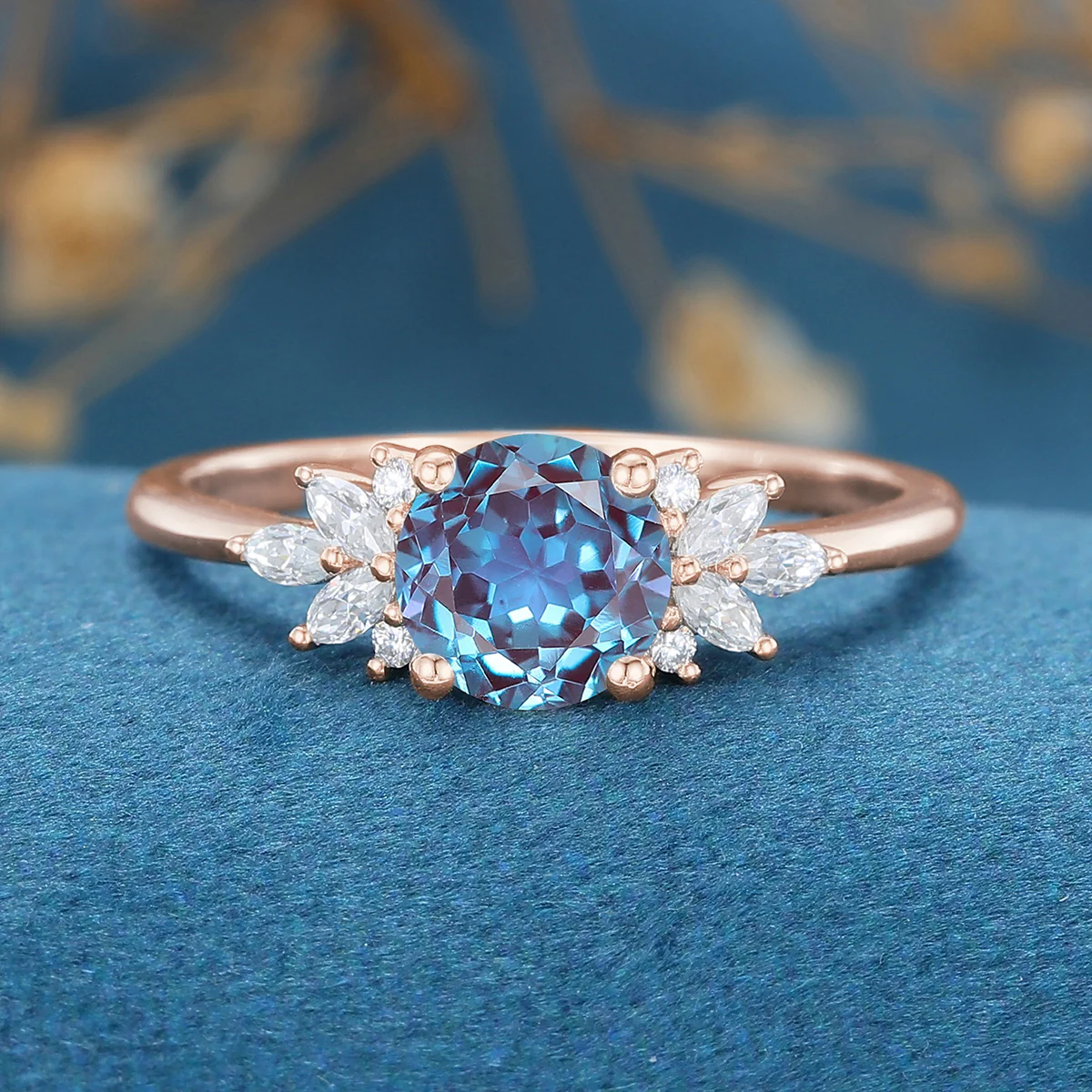 Round cut Lab Alexandrite | Diamond Engagement ring - Image 3