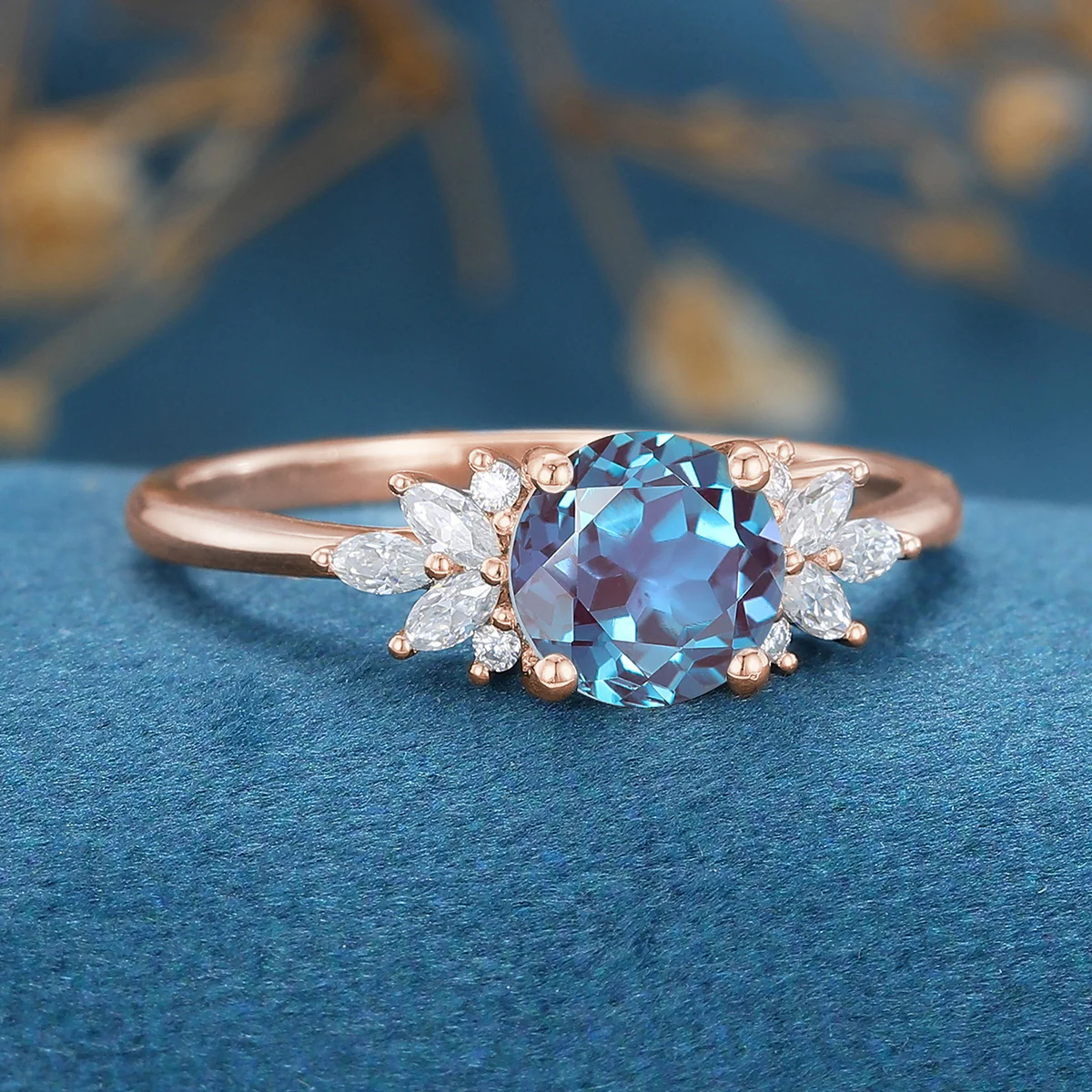 Round cut Lab Alexandrite | Diamond Engagement ring - Image 4