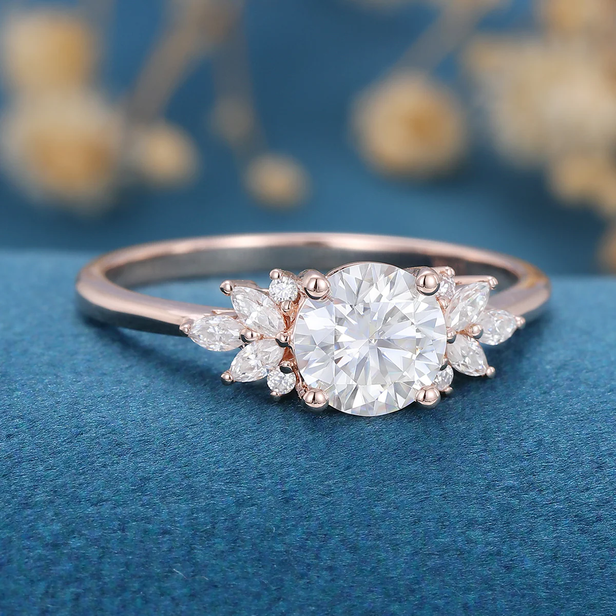 1 Carat Round cut Moissanite Cluster Engagement ring - Image 4