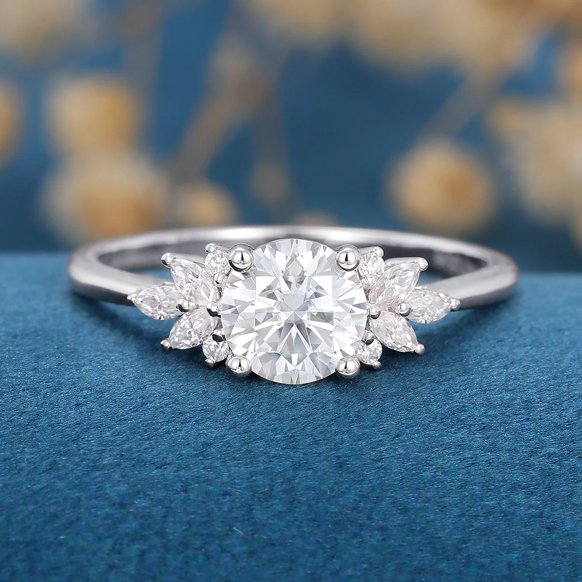 1 Carat Round cut Moissanite Cluster Engagement ring - Image 7