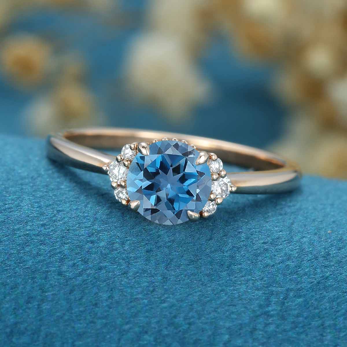 1.0Carat Round cut London Blue Topaz Engagement ring - Image 5