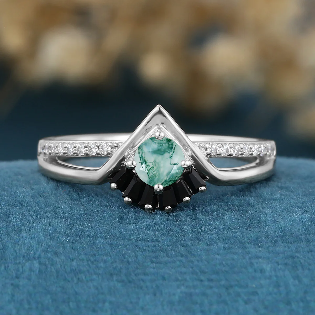 Round cut Moss Agate Matching Diamonds | Black Onyx Gold Engagement Ring - Image 7
