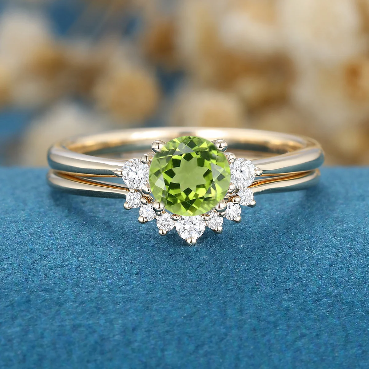 Round cut Olivine Cluster Engagement ring Bridal Set - Image 8