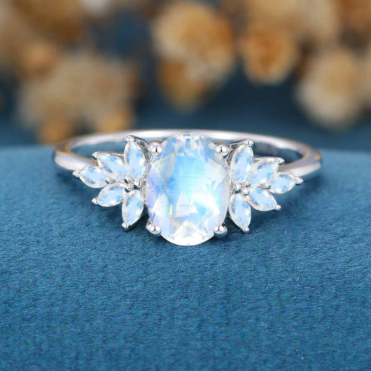 Oval cut moonstone cluster Engagement ring - Image 7