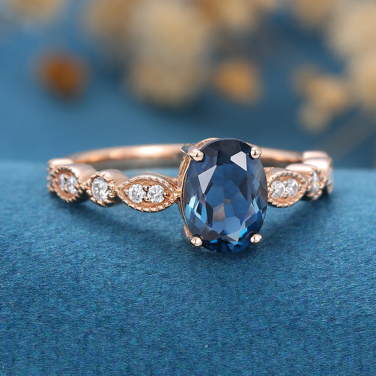 1.6Carat Oval cut London Blue Topaz Engagement ring - Image 4