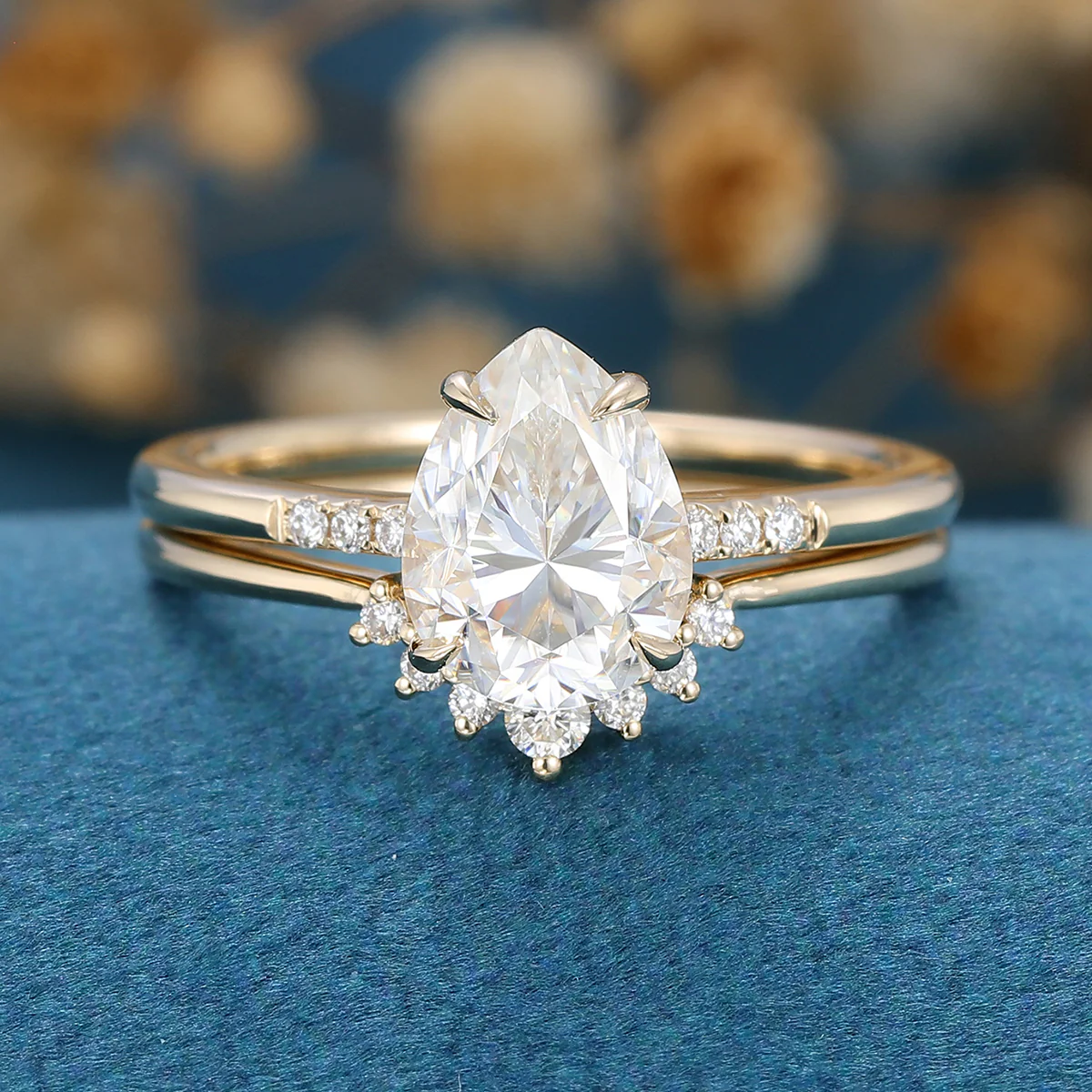 Pear Cut Moissanite Engagement ring Bridal Set - Image 3