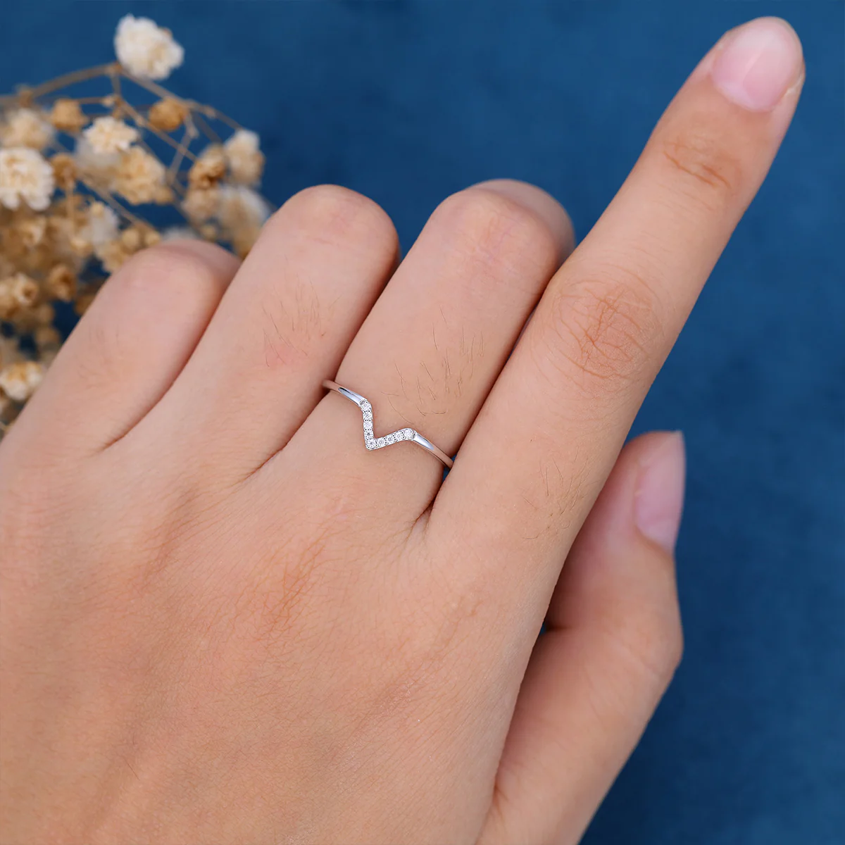 Round cut Diamond Chevron Wedding Band Ring - Image 2