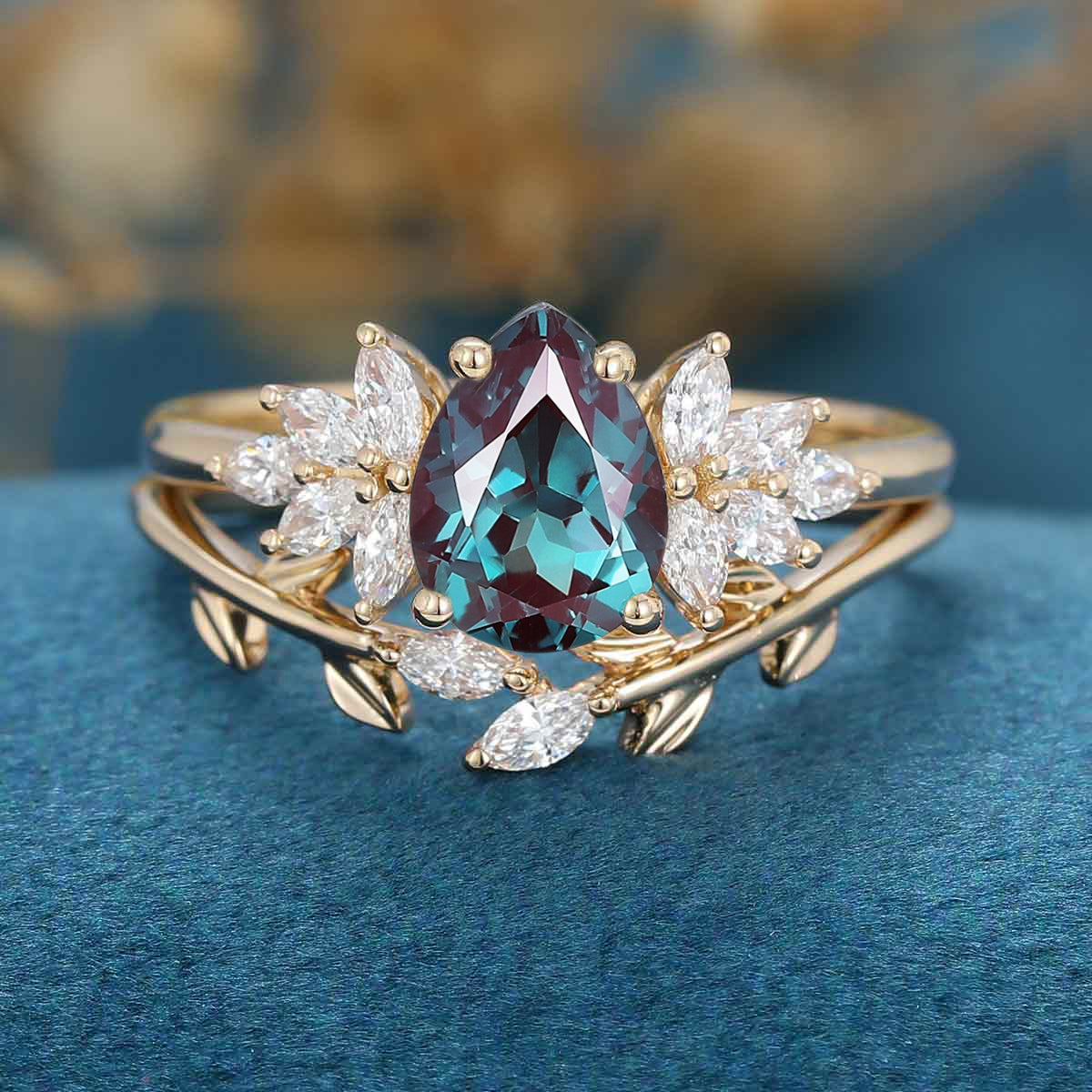 Pear cut Lab Alexandrite Engagement ring Bridal Set - Image 6